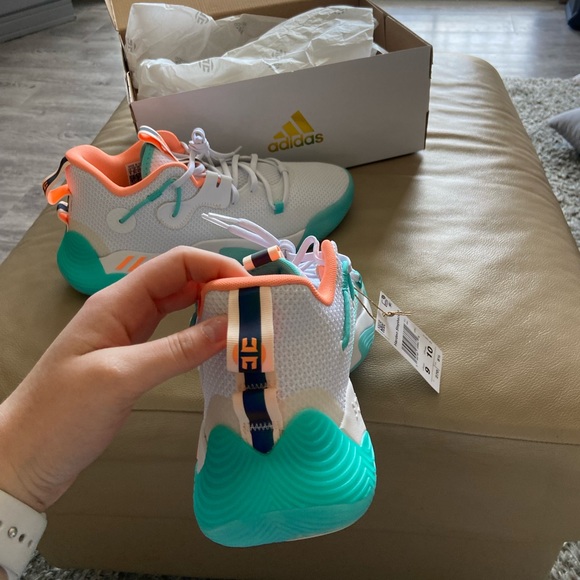 BRAND NEW, NEVER WORN HARDEN STEPBACK 3s! - Picture 3 of 4